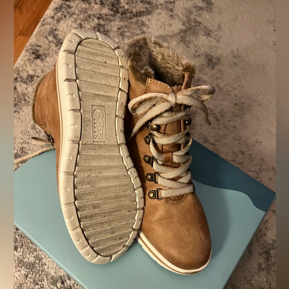 Cliffs by White Mountain Hallett Bootie - Picture 7 of 9